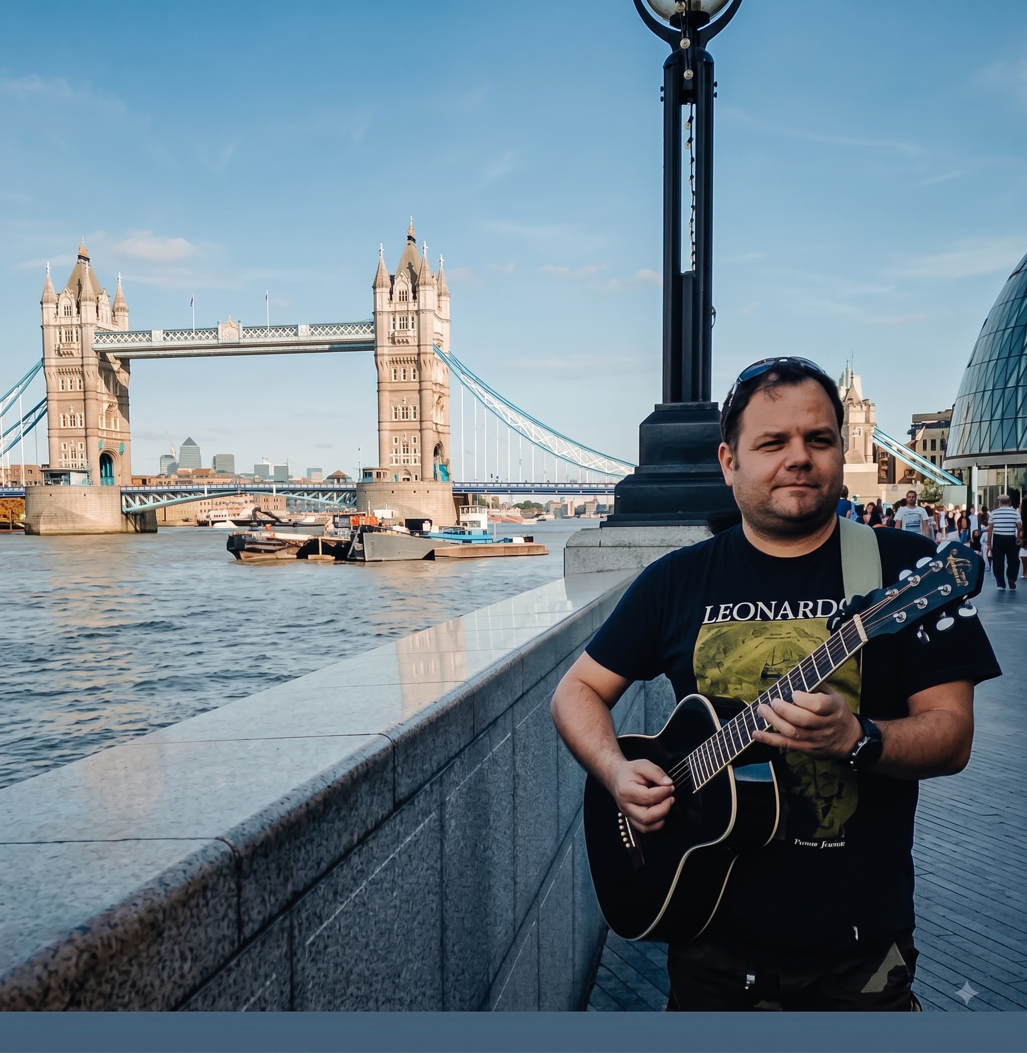 Iggy Navarro tocando guitarra en Londres